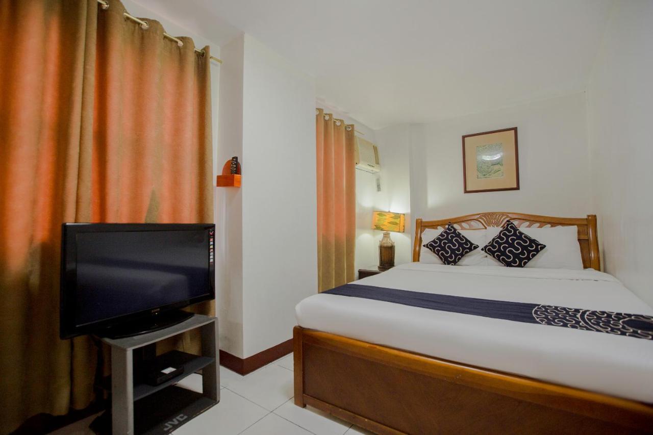 Newgrange Condotel Ciudad Quezon Exterior foto