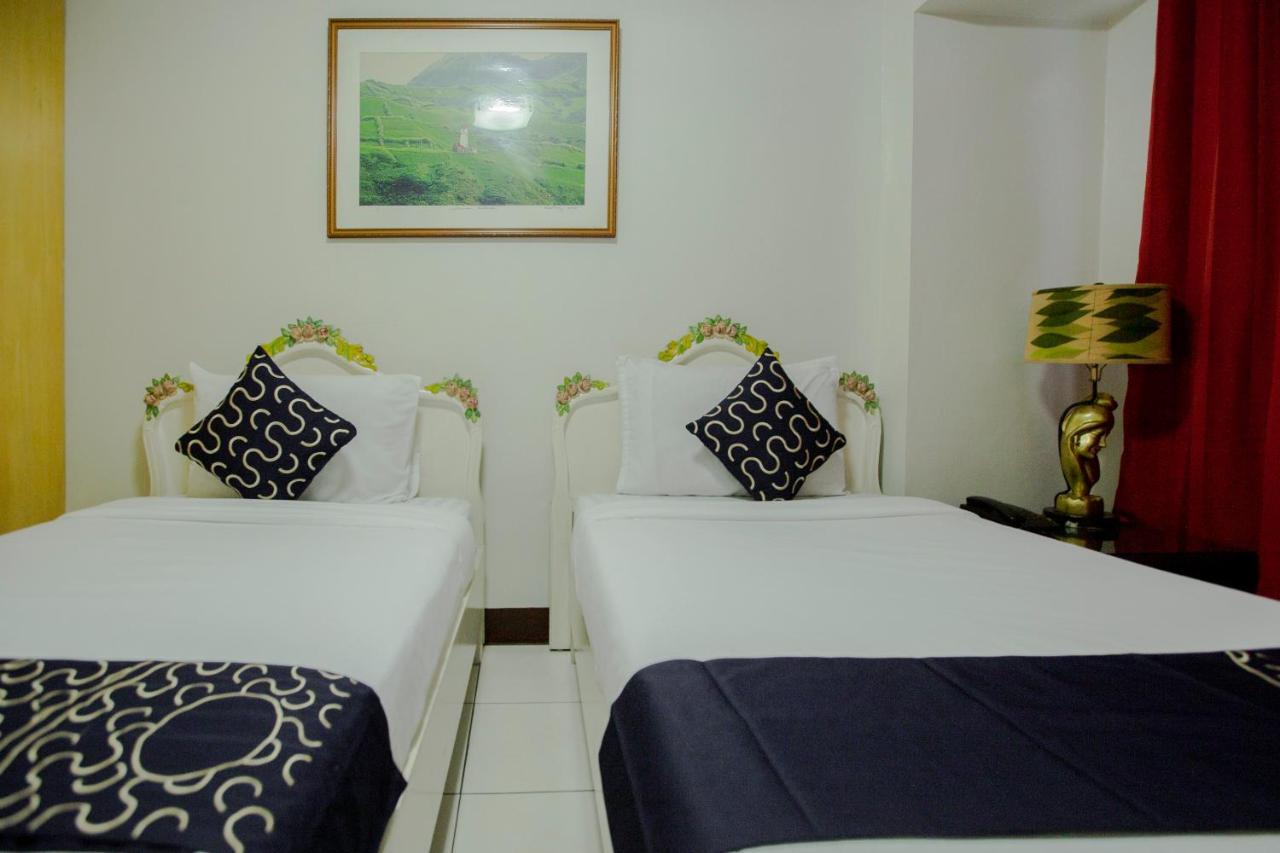 Newgrange Condotel Ciudad Quezon Exterior foto