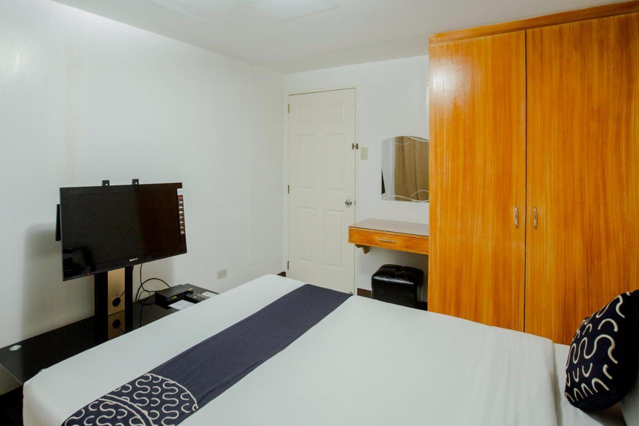 Newgrange Condotel Ciudad Quezon Exterior foto