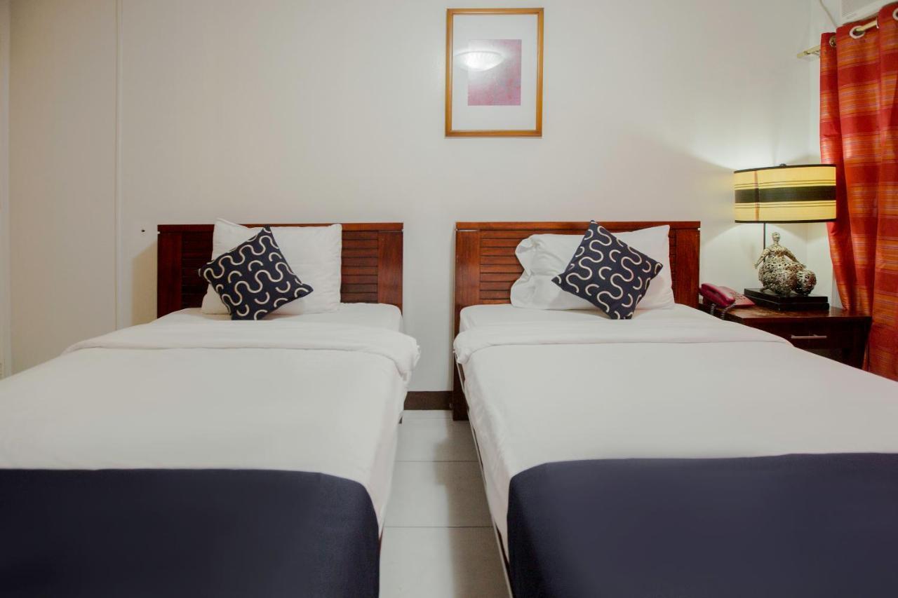 Newgrange Condotel Ciudad Quezon Exterior foto
