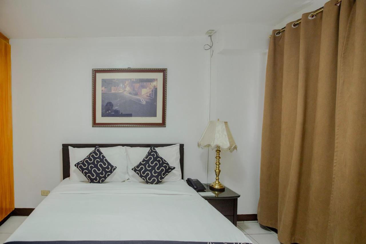 Newgrange Condotel Ciudad Quezon Exterior foto